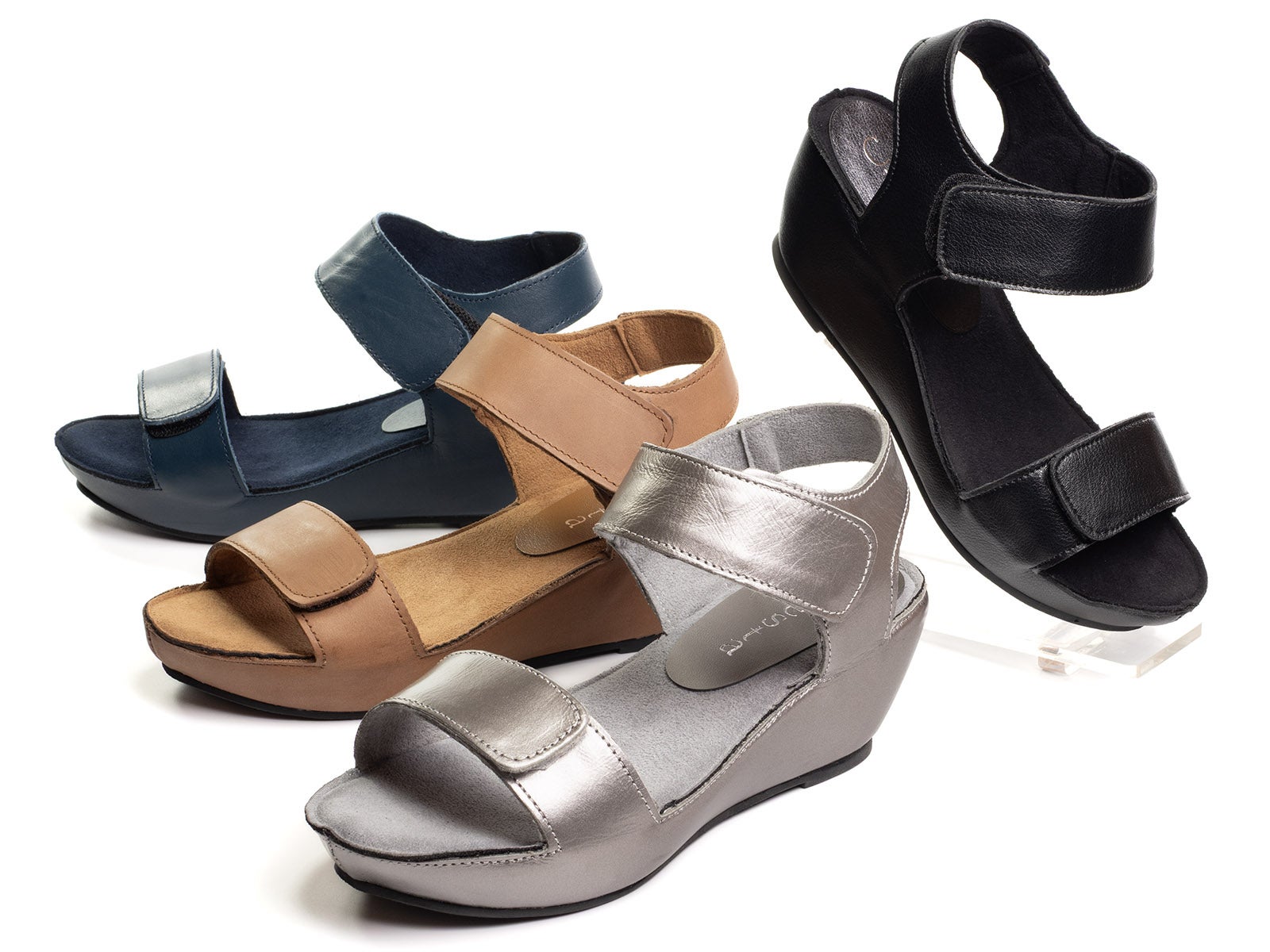 インヒールストームサンダル