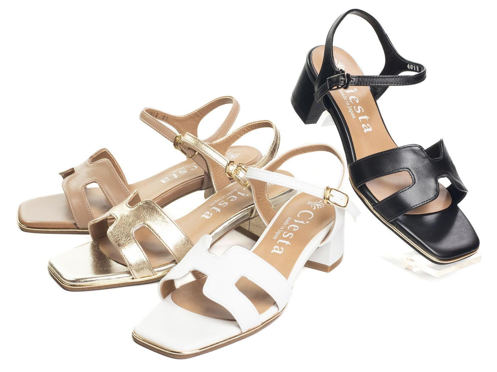 ストラップパンプス