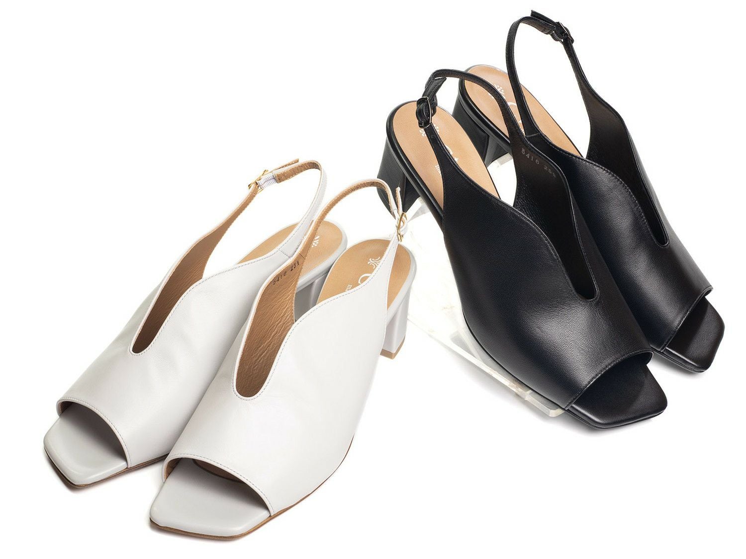 バックベルトサンダル